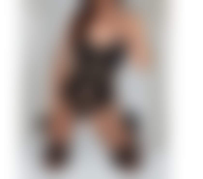 Escorts South West London Clapham Junction Station - South West London - Photos for Body to Body Massage